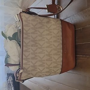 Michael Kors Bedford small crossbody bag
